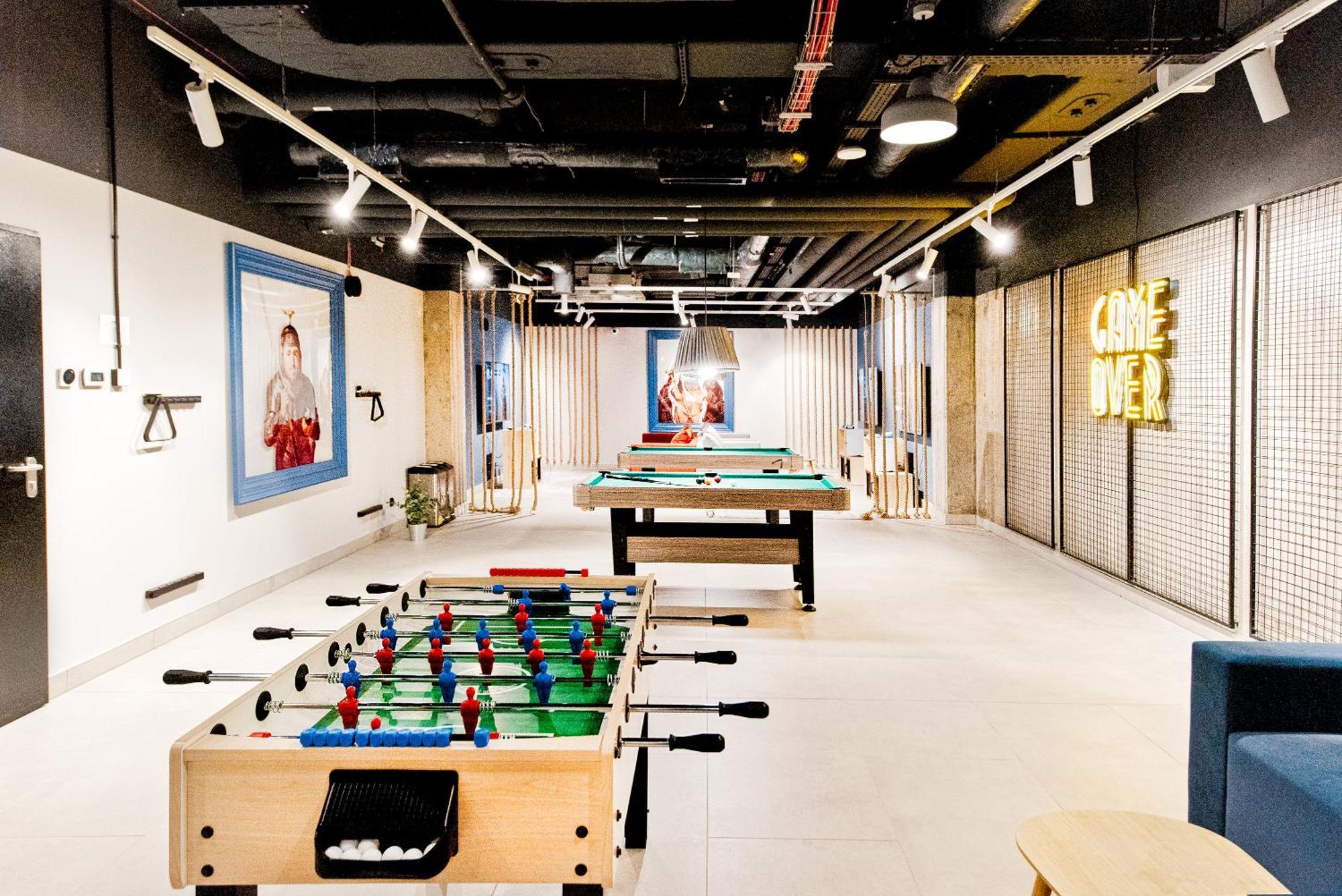 Shed Living Krakow Aparthotel Luaran gambar