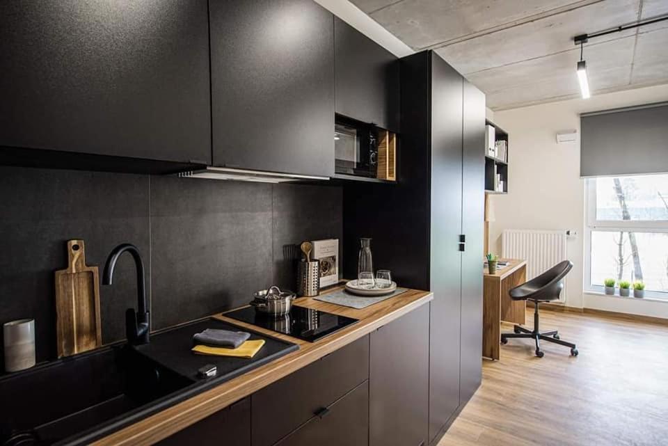 Shed Living Krakow Aparthotel Luaran gambar